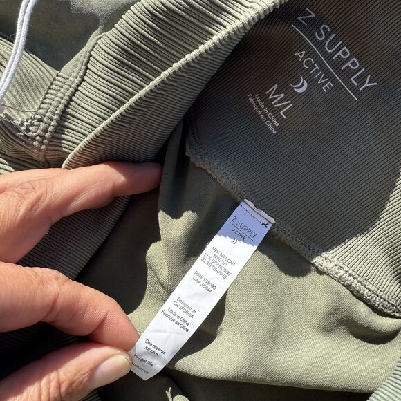 Z Supply Active Leggings Nylon Spandex Moisture Wicking Quick Dry NWT $79 M/L - Picture 7 of 11